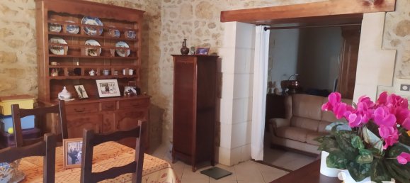 3 bedrooms House in L'Eguille, France No. 109617 2