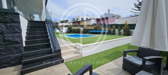 5 Schlafzimmer Haus in Rio de Mouro, Portugal, Nr. 40052 12