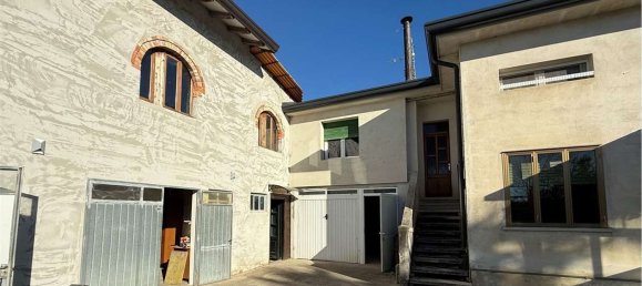 9 rooms House in Pordenone, Italy No. 169296 3