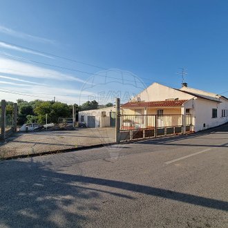 Casa de 3 dormitorios en Torres Novas, Portugal No. 26436