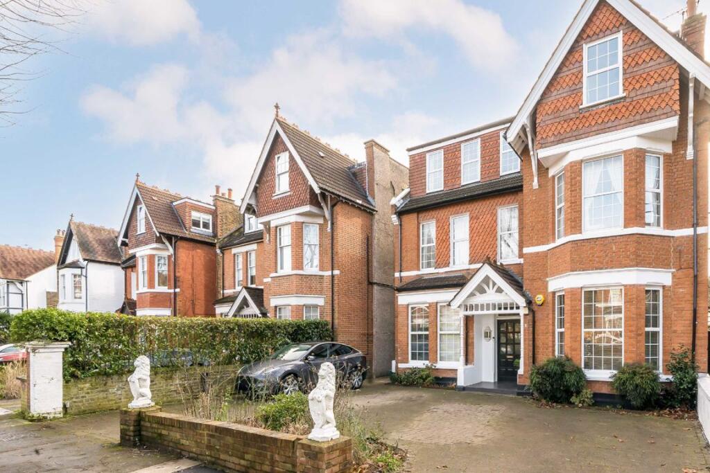 3 bedrooms Apartment in Ealing, United Kingdom No. 5755