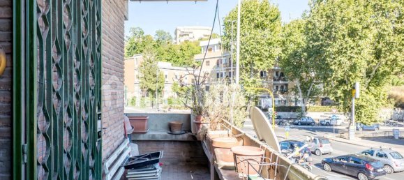 Квартира с 1 спальней в Рим, Италия № 296533 20