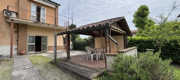 4 bedrooms Villa in Vicenza, Italy No. 322656 6