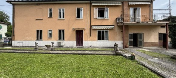 4 bedrooms Villa in Vicenza, Italy No. 322656 9