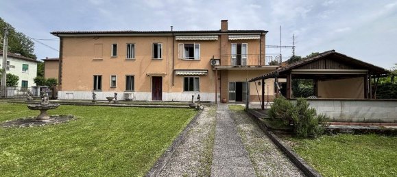 4 bedrooms Villa in Vicenza, Italy No. 322656 8