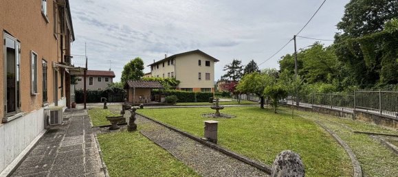 4 bedrooms Villa in Vicenza, Italy No. 322656 2