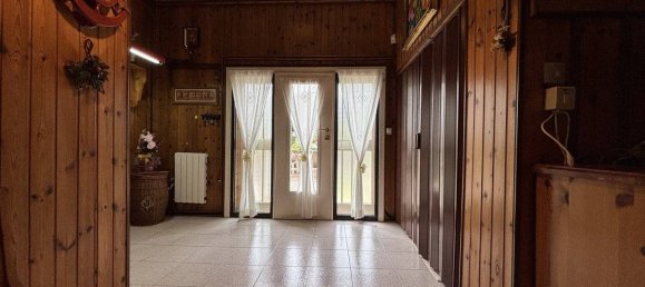4 bedrooms Villa in Vicenza, Italy No. 322656 11