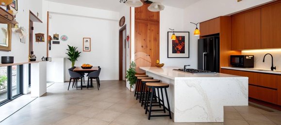 2 bedrooms Apartment in Palermo, Italy No. 271033 31