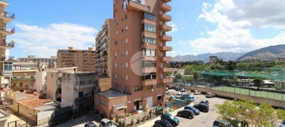 2 bedrooms Apartment in Palermo, Italy No. 271033 12