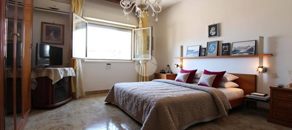 2 bedrooms Apartment in Palermo, Italy No. 271033 34