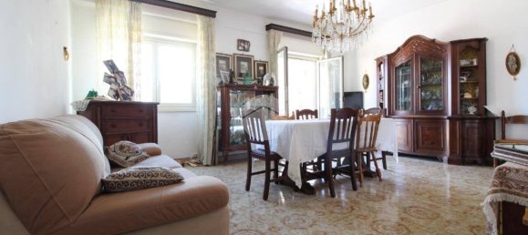 2 bedrooms Apartment in Palermo, Italy No. 271033 7