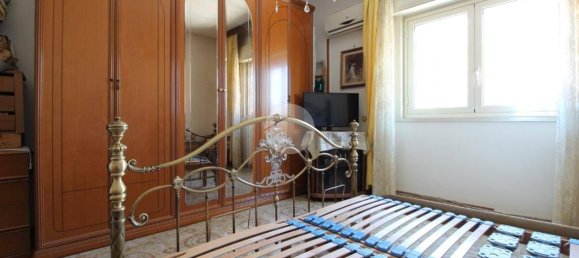 2 bedrooms Apartment in Palermo, Italy No. 271033 17