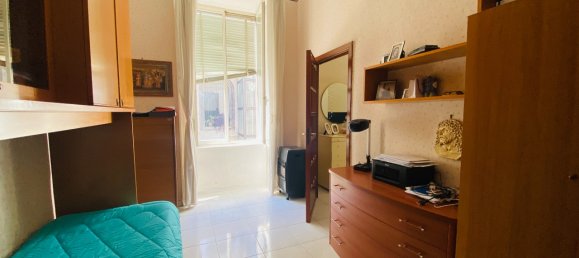 Apartamento de 5 divisões em Naples, Italy N.º 16465 30