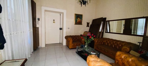 Apartamento de 5 divisões em Naples, Italy N.º 16465 6