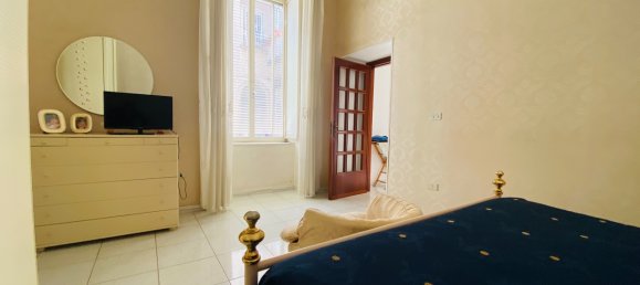Apartamento de 5 divisões em Naples, Italy N.º 16465 36