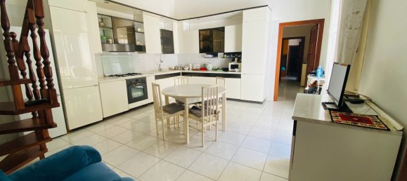 Apartamento de 5 divisões em Naples, Italy N.º 16465 22