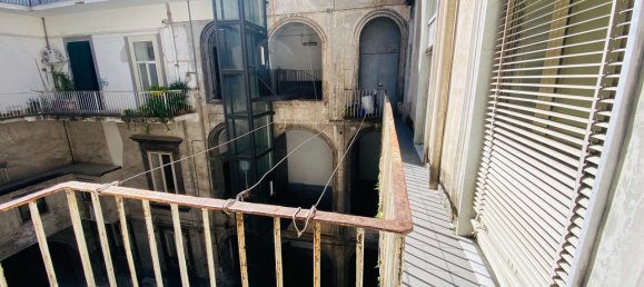 Apartamento de 5 divisões em Naples, Italy N.º 16465 42