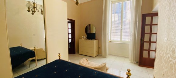 Apartamento de 5 divisões em Naples, Italy N.º 16465 35