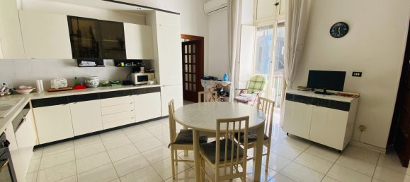 Apartamento de 5 divisões em Naples, Italy N.º 16465 24