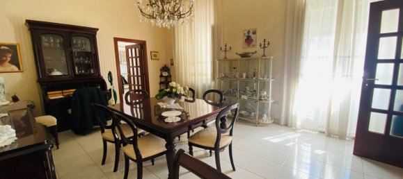 Apartamento de 5 divisões em Naples, Italy N.º 16465 7