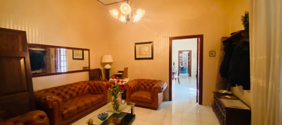 Apartamento de 5 divisões em Naples, Italy N.º 16465 5