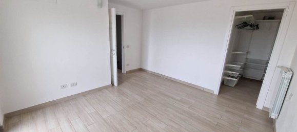 3-salle Appartement à Sesto San Giovanni, Italy No. 56293 15