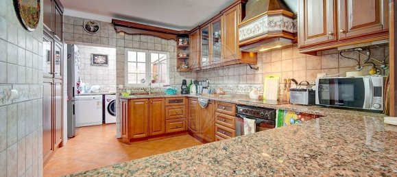 4 bedrooms House in Sesimbra, Portugal No. 174762 28