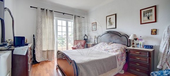 4 bedrooms House in Sesimbra, Portugal No. 174762 9