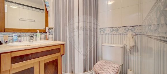 4 bedrooms House in Sesimbra, Portugal No. 174762 20