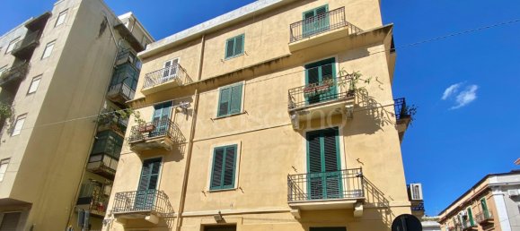 4-salle Maison à Messina, Italy No. 267137 2