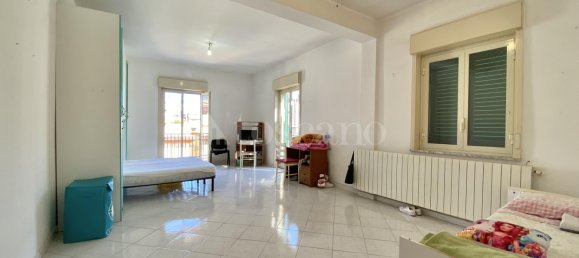 4-salle Maison à Messina, Italy No. 267137 22