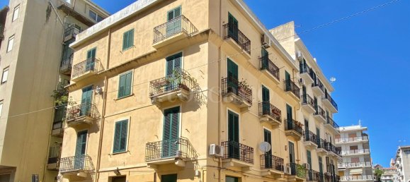 4-salle Maison à Messina, Italy No. 267137 5