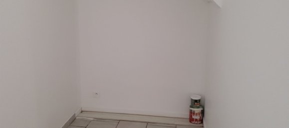 Moradia em banda T2 em Berthecourt, France N.º 242830 3