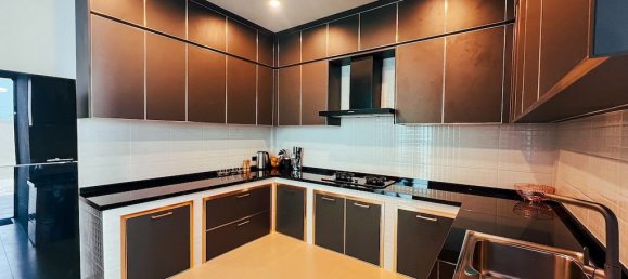 Вилла с 6 спальнями в Паттайя, Таиланд № 24611 25