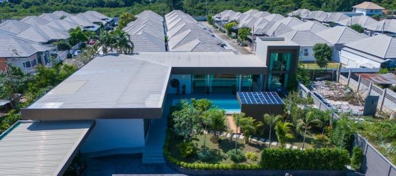 Вилла с 6 спальнями в Паттайя, Таиланд № 24611 12