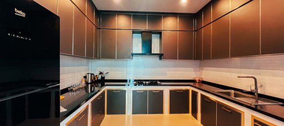 Вилла с 6 спальнями в Паттайя, Таиланд № 24611 23