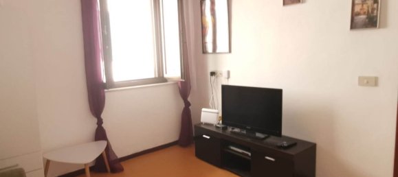 4 rooms Apartment in Trequanda, Italy No. 147983 2