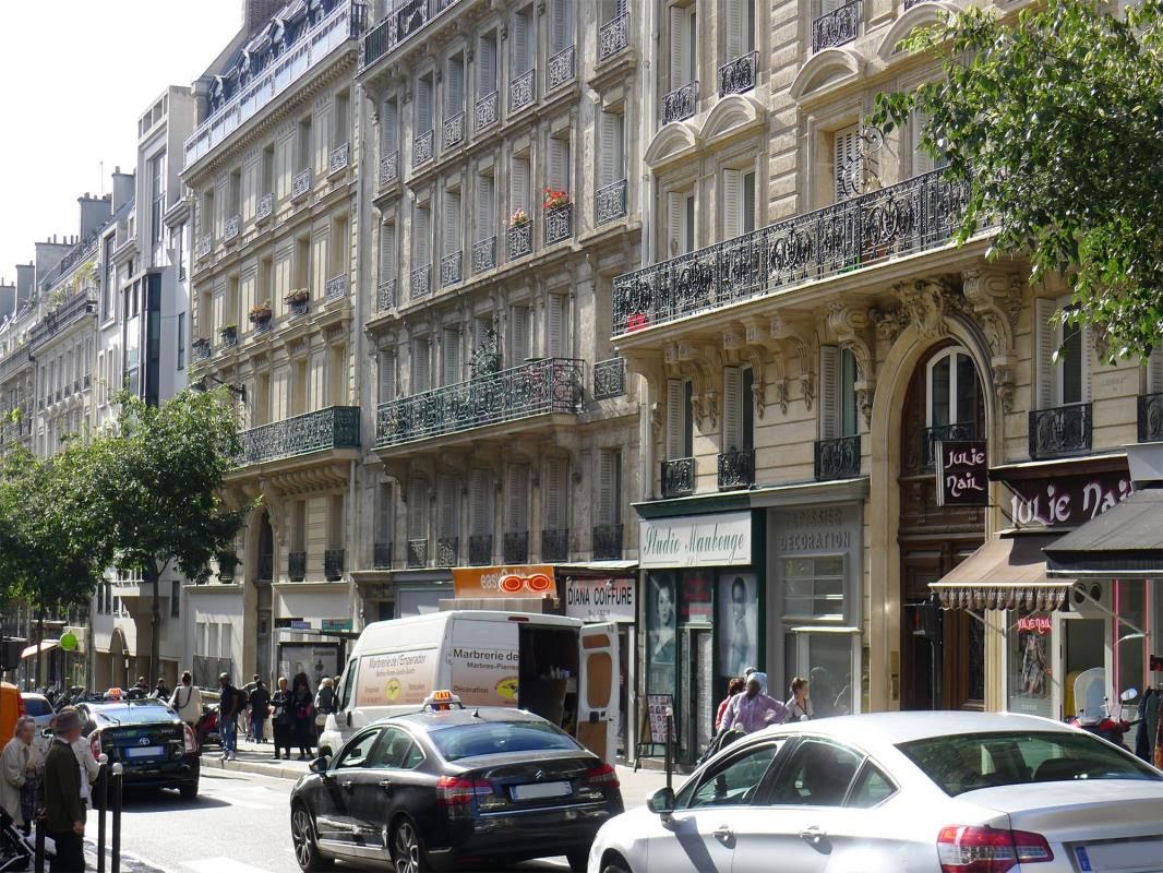 1 bedroom Apartment in Paris, France No. 133330