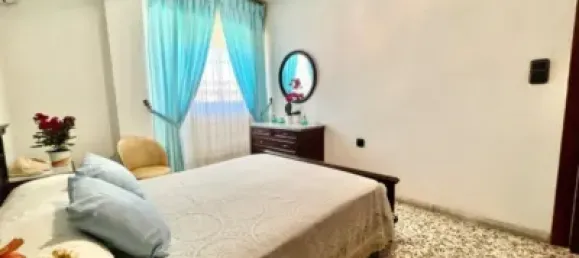 Apartamento de 3 dormitorios en Almería, Spain No. 188999 2