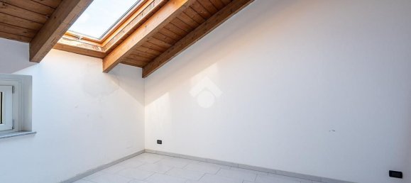 Apartamento de 3 habitaciónes en San Gillio, Italy No. 289953 40