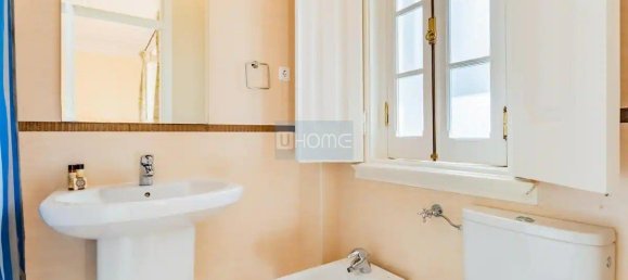 4 bedrooms Apartment in Lisbon, Portugal No. 97438 7