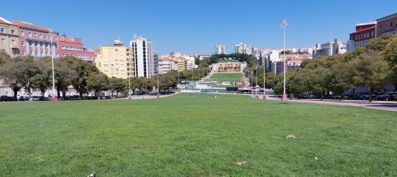 4 bedrooms Apartment in Lisbon, Portugal No. 97438 26