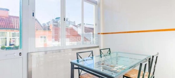 4 bedrooms Apartment in Lisbon, Portugal No. 97438 4