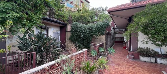 Villa de 6 divisões em Sant'Agata li Battiati, Italy N.º 23774 11