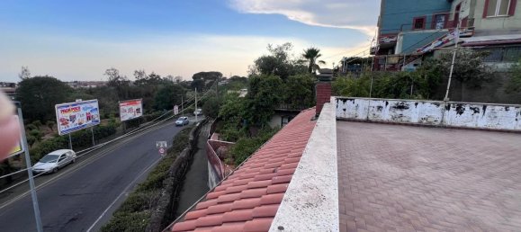 Villa de 6 divisões em Sant'Agata li Battiati, Italy N.º 23774 13