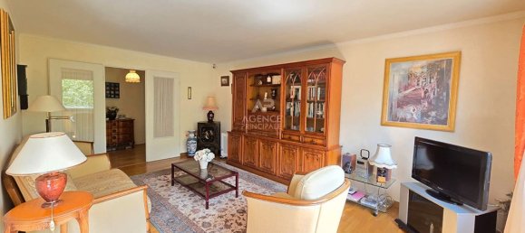 2 bedrooms Apartment in Cergy, France No. 175584 10