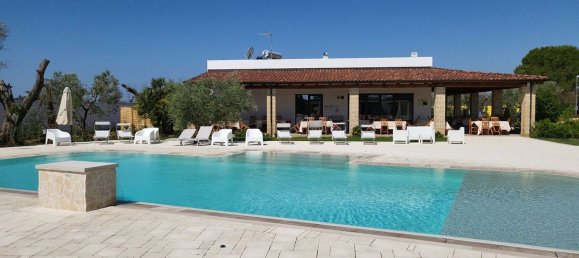 Edificio en Leverano, Italy 18500 m² No. 103349 15