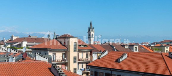 1 bedroom Apartment in Turin, Italy No. 330901 32