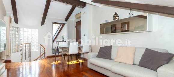 1 bedroom Apartment in Turin, Italy No. 330901 2