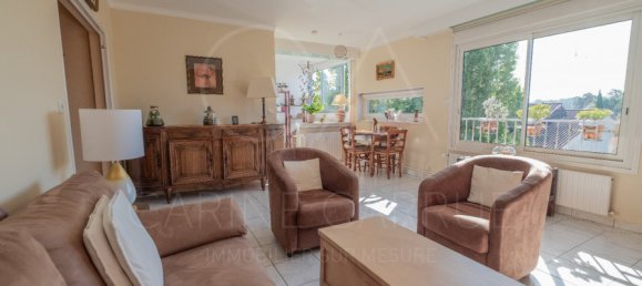 4 bedrooms Apartment in Lyon, France No. 346668 2